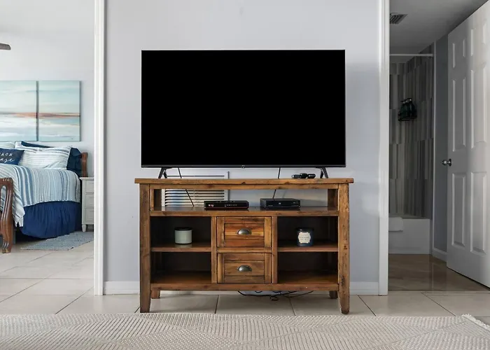 Apartment 412 Harbour Place *