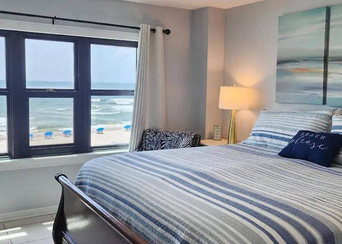 412 Harbour Place *