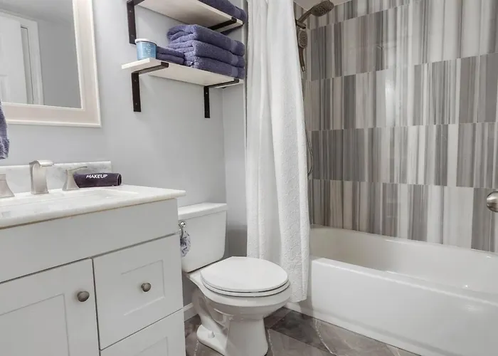 412 Harbour Place Apartment *